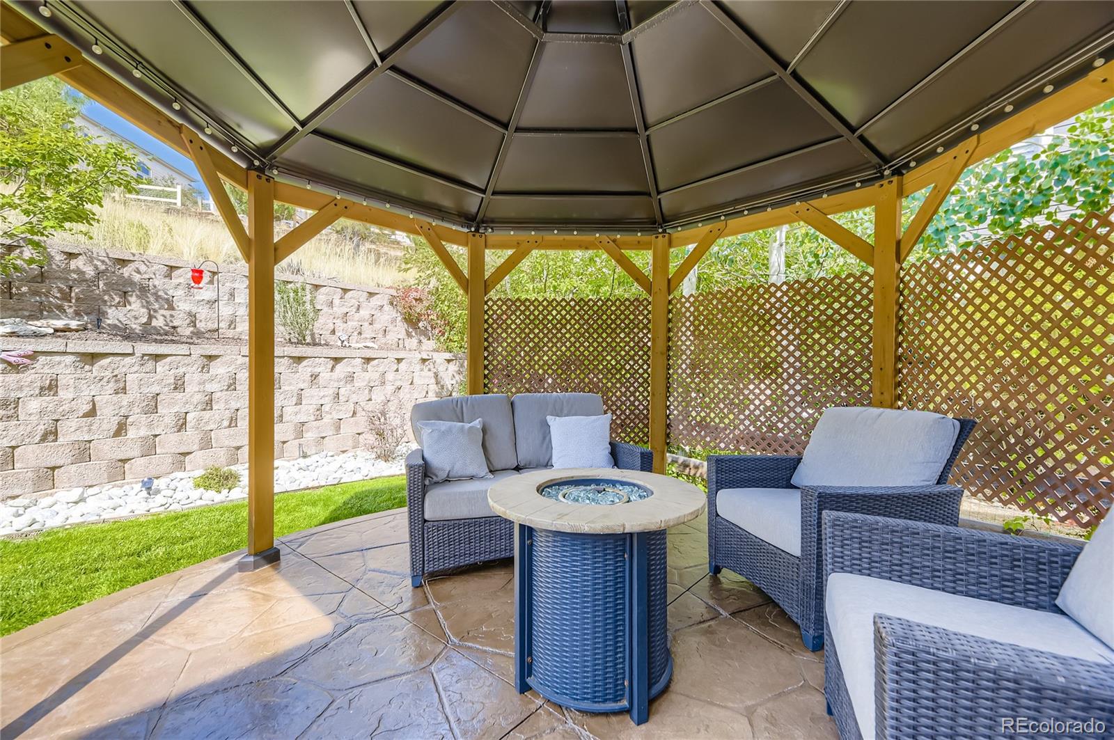 7257 Arco Iris Lane