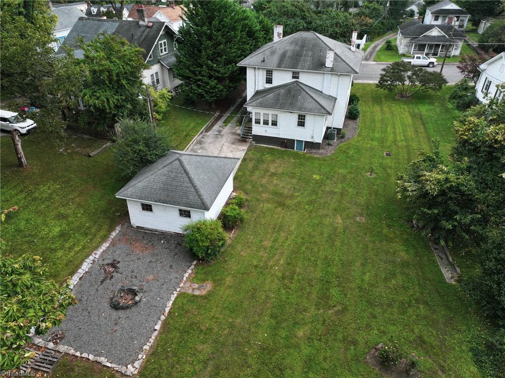 220 W Church Street