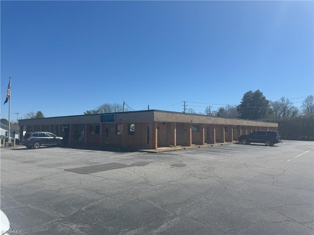 3319 E Main Street