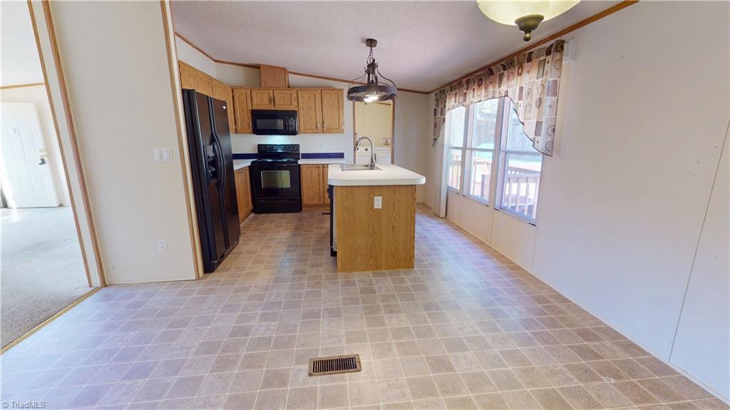 112 Pebblestone Court