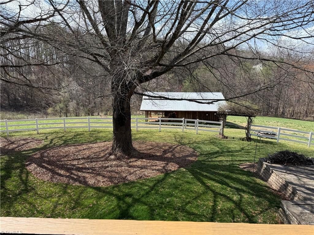 153 Niston Lane