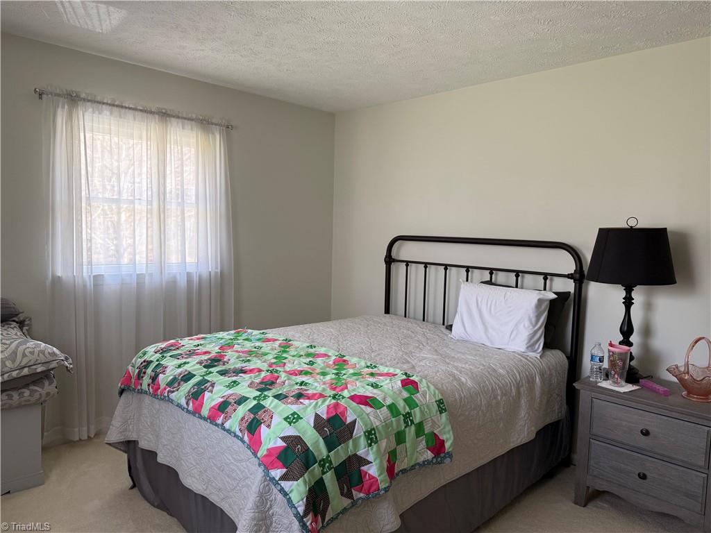 153 Niston Lane