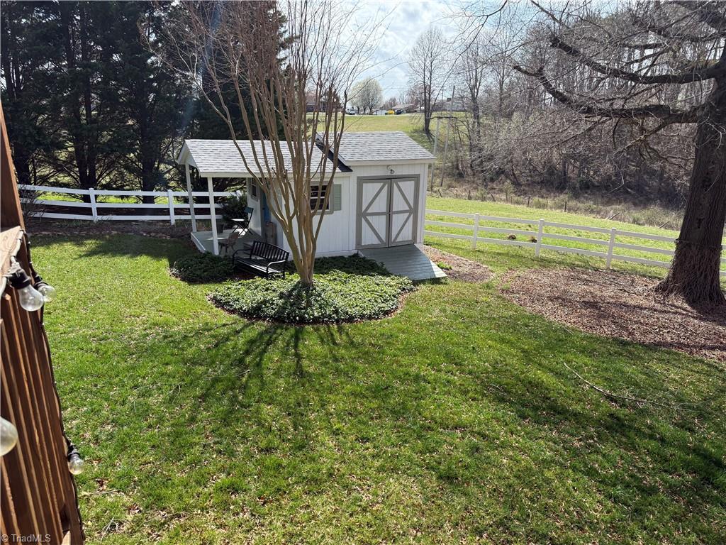 153 Niston Lane