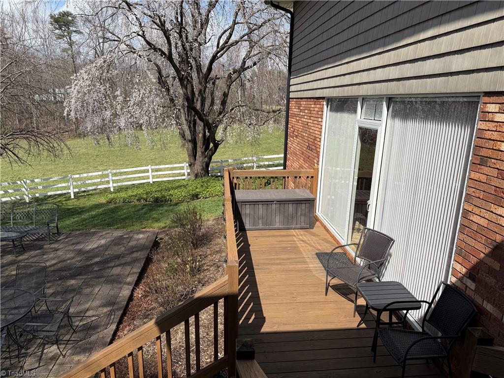 153 Niston Lane