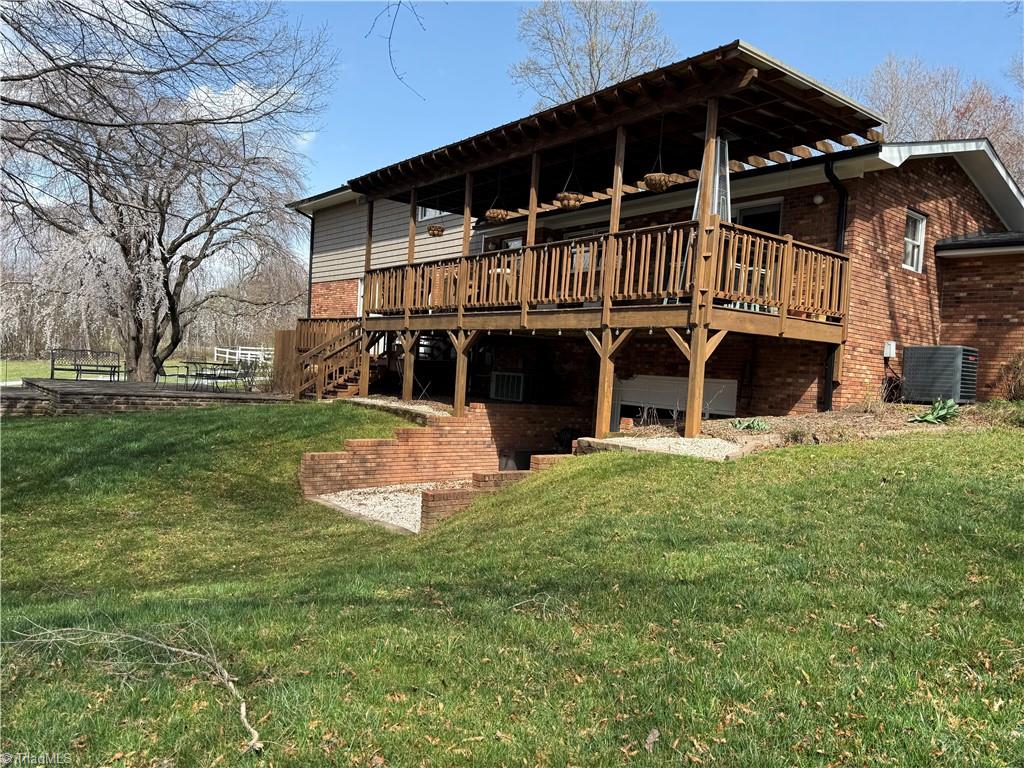 153 Niston Lane