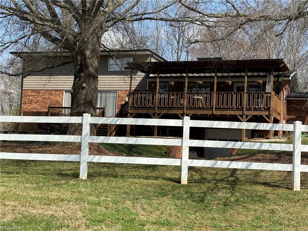 153 Niston Lane