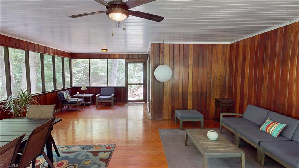 712 Greenhill Road