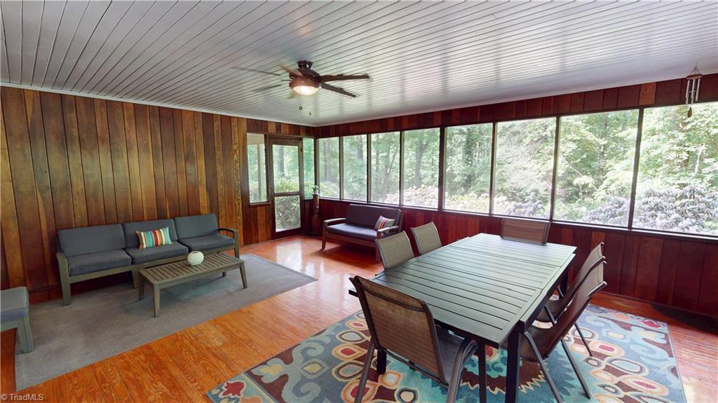 712 Greenhill Road