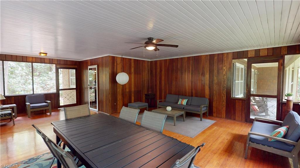 712 Greenhill Road