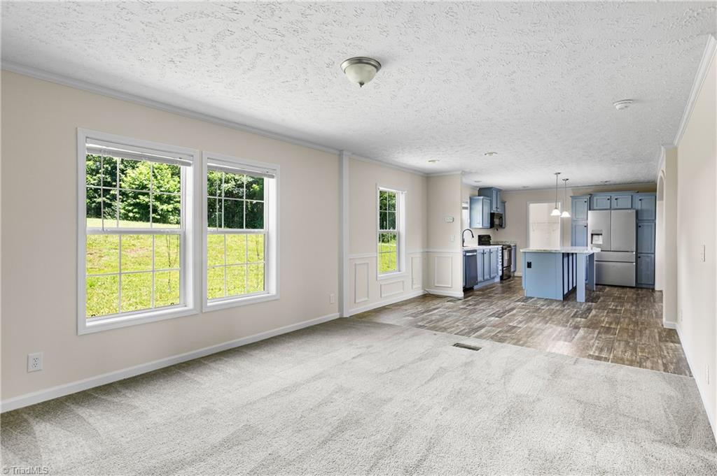 173 Old LowGap Road S
