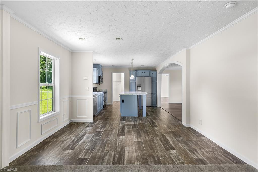 173 Old LowGap Road S