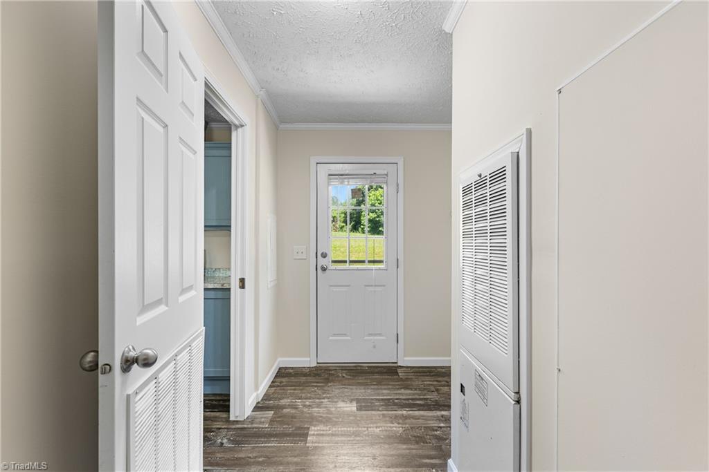 173 Old LowGap Road S
