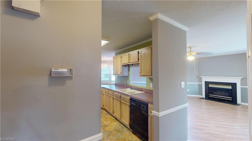 3853 Crusade Drive, Winston-Salem