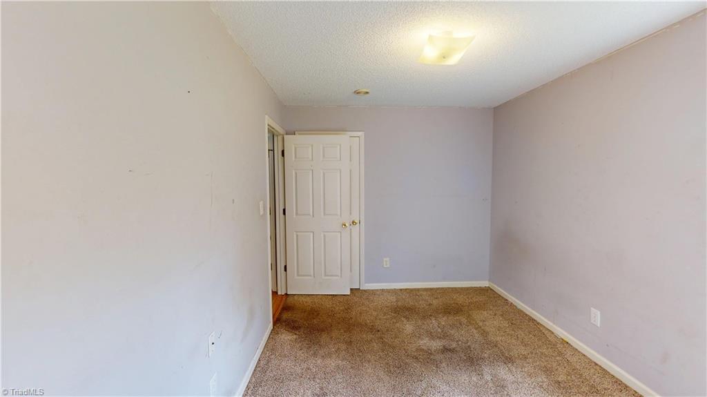 3853 Crusade Drive, Winston-Salem