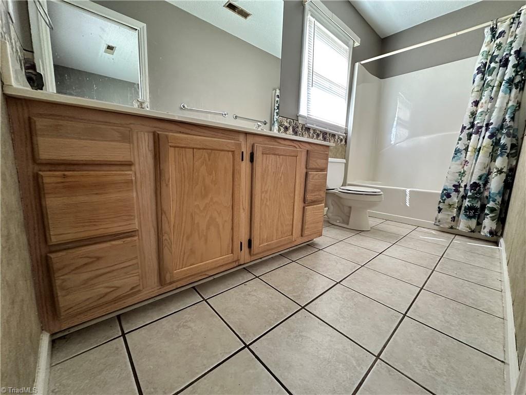 3853 Crusade Drive, Winston-Salem