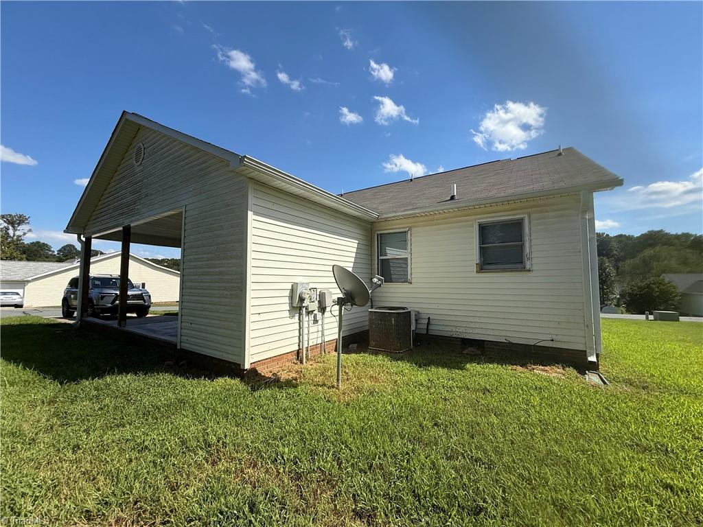 3853 Crusade Drive, Winston-Salem