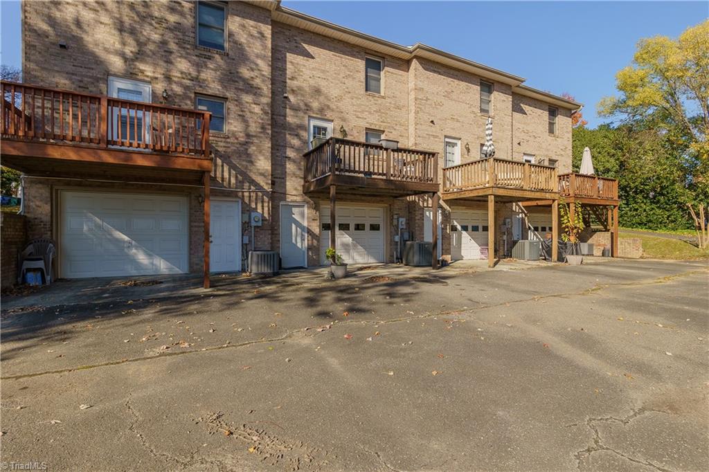 1812 N Main Street