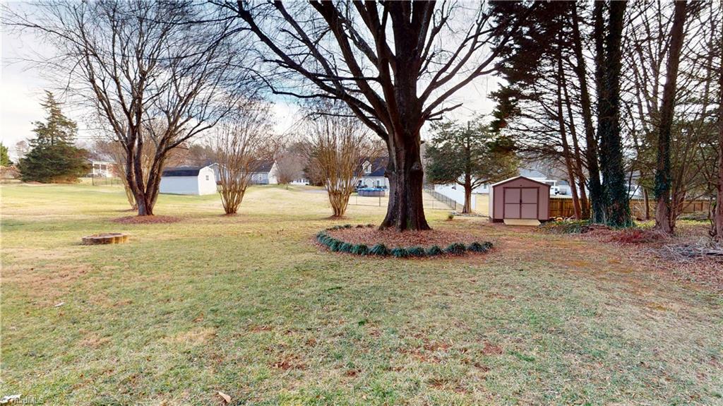 1831 Chestnut Grove Road