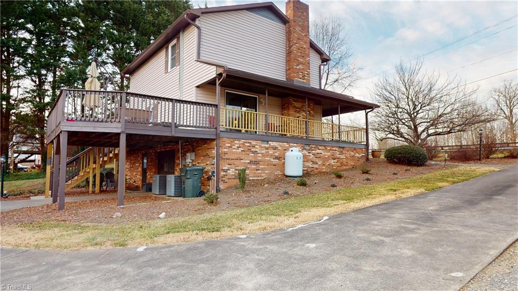 1831 Chestnut Grove Road