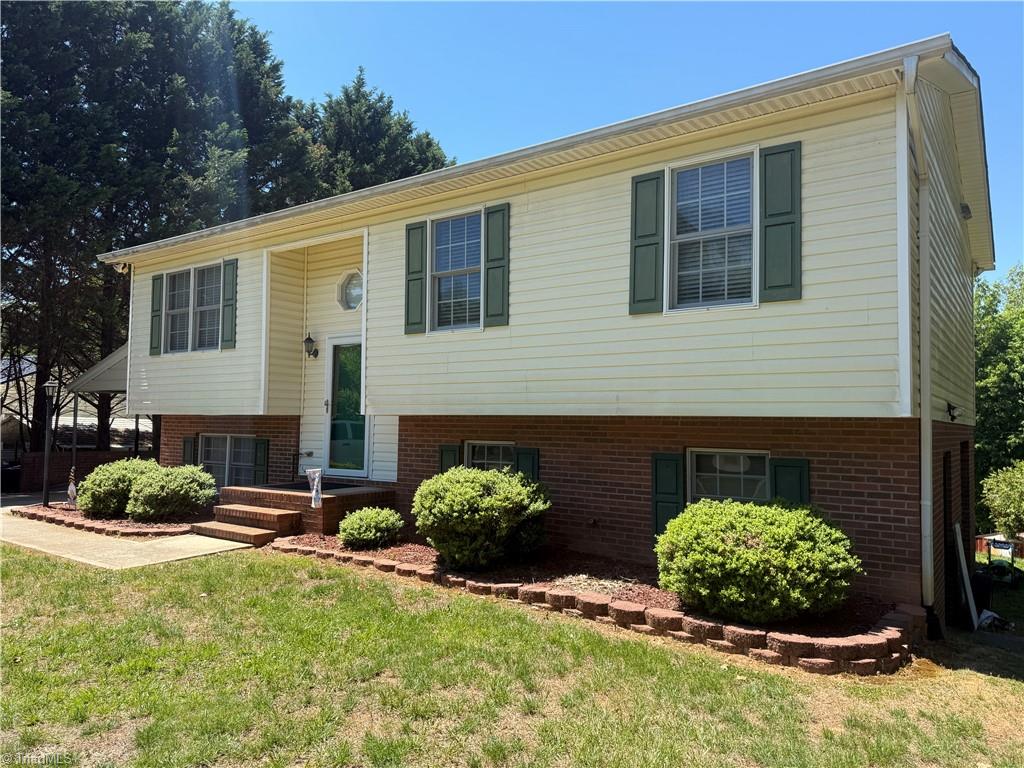 273 Woodbridge Drive