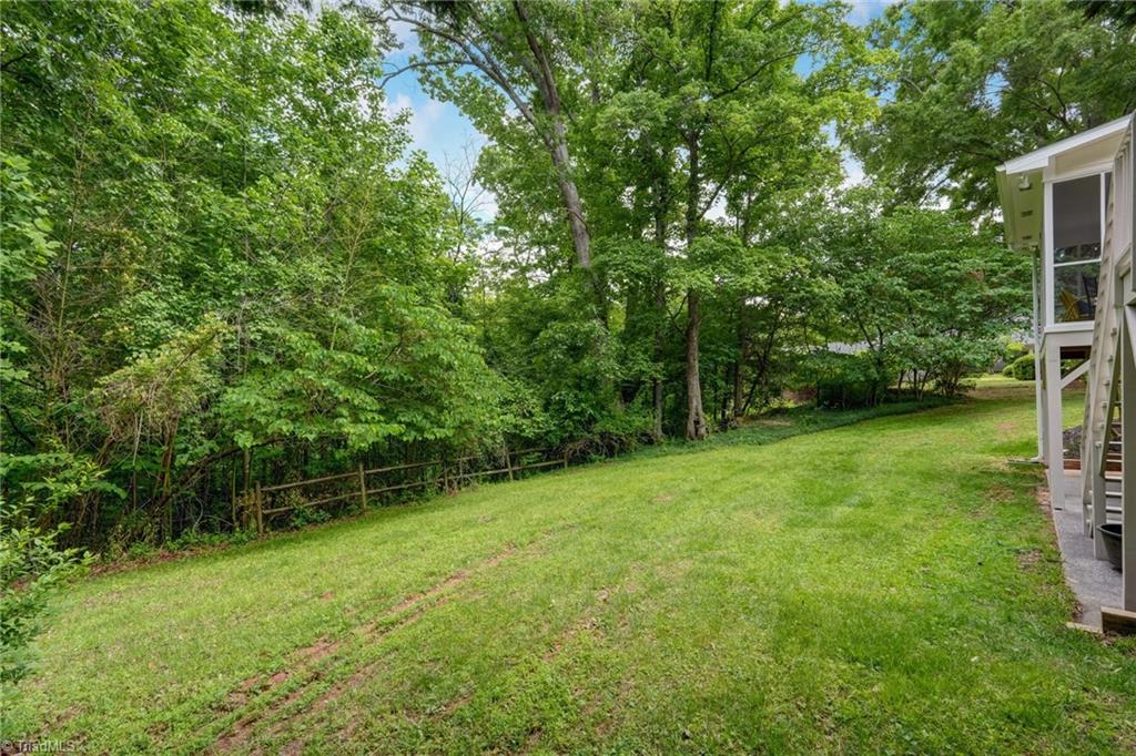 150 Pine Knoll Drive