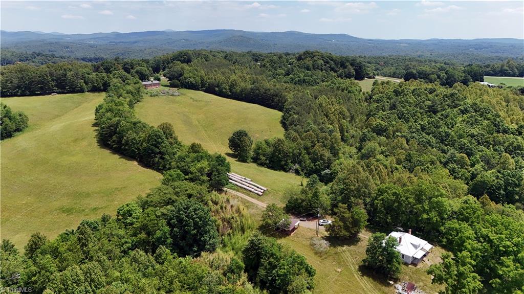 975 Cox Ridge