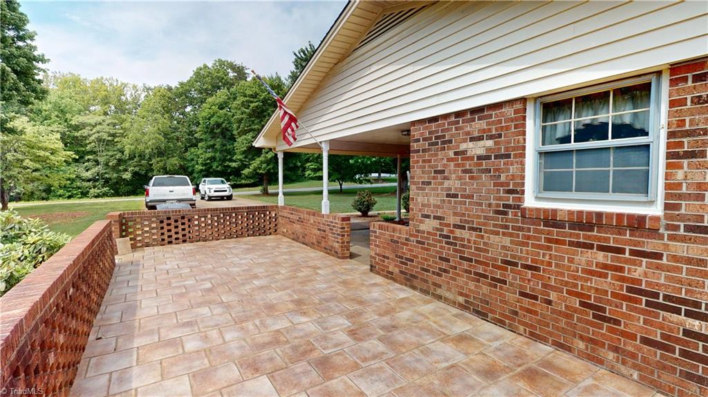 975 Cox Ridge