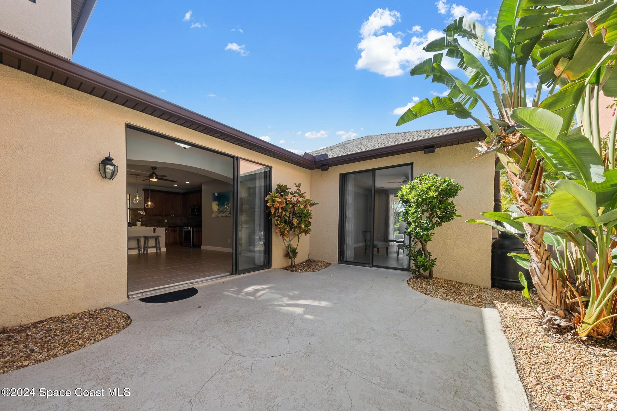 2482 Glenridge Circle