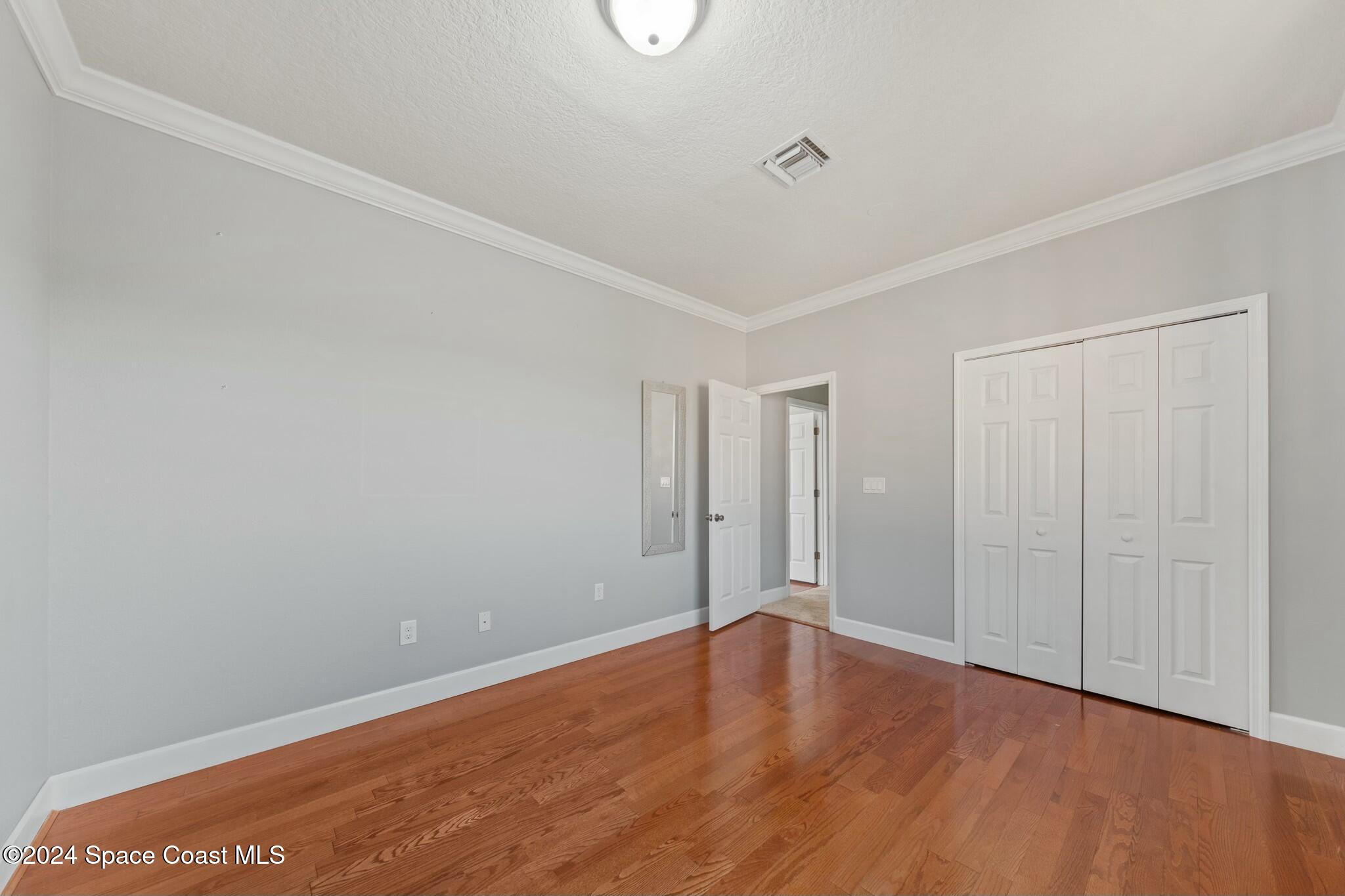 2482 Glenridge Circle