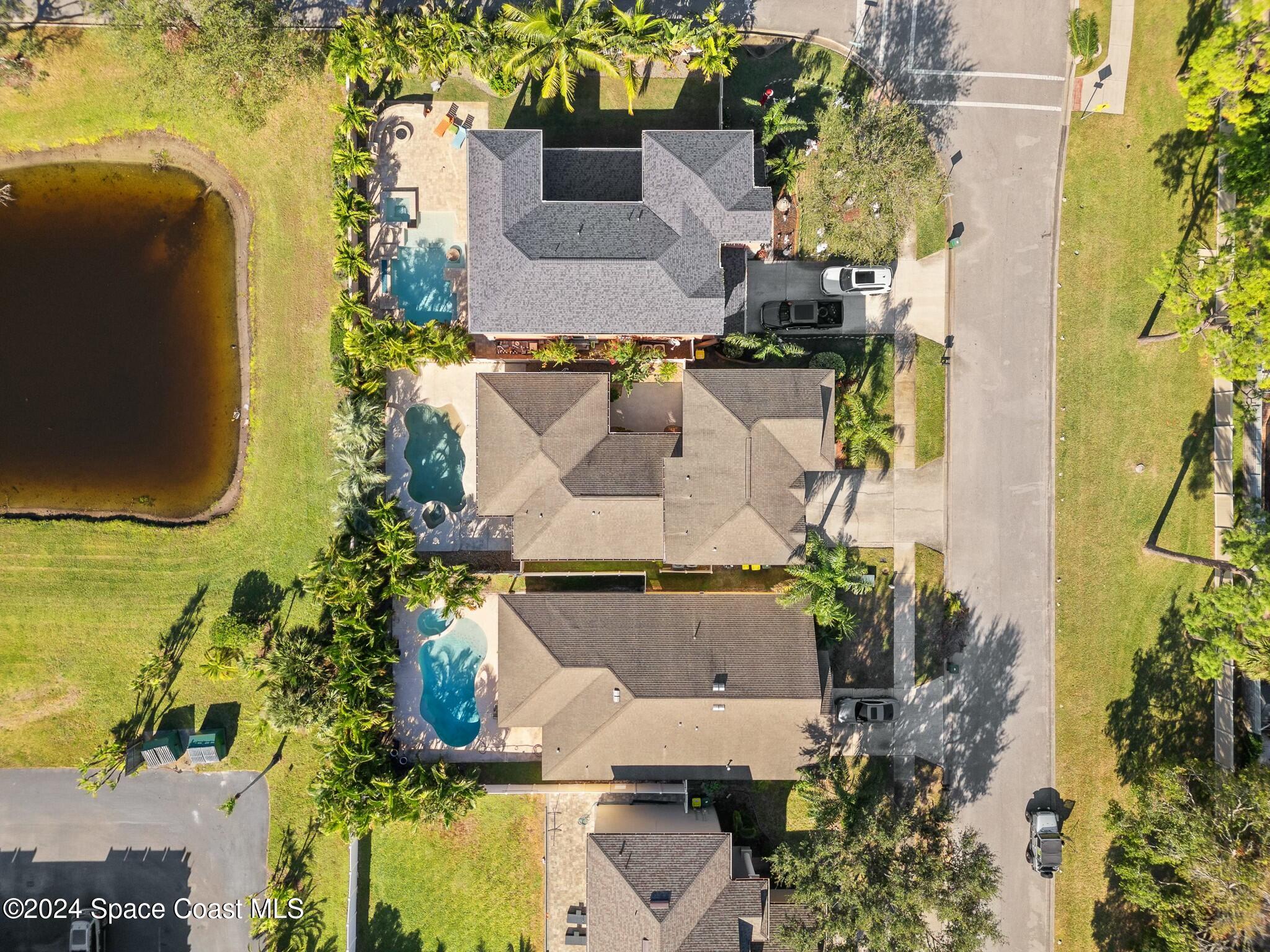 2482 Glenridge Circle