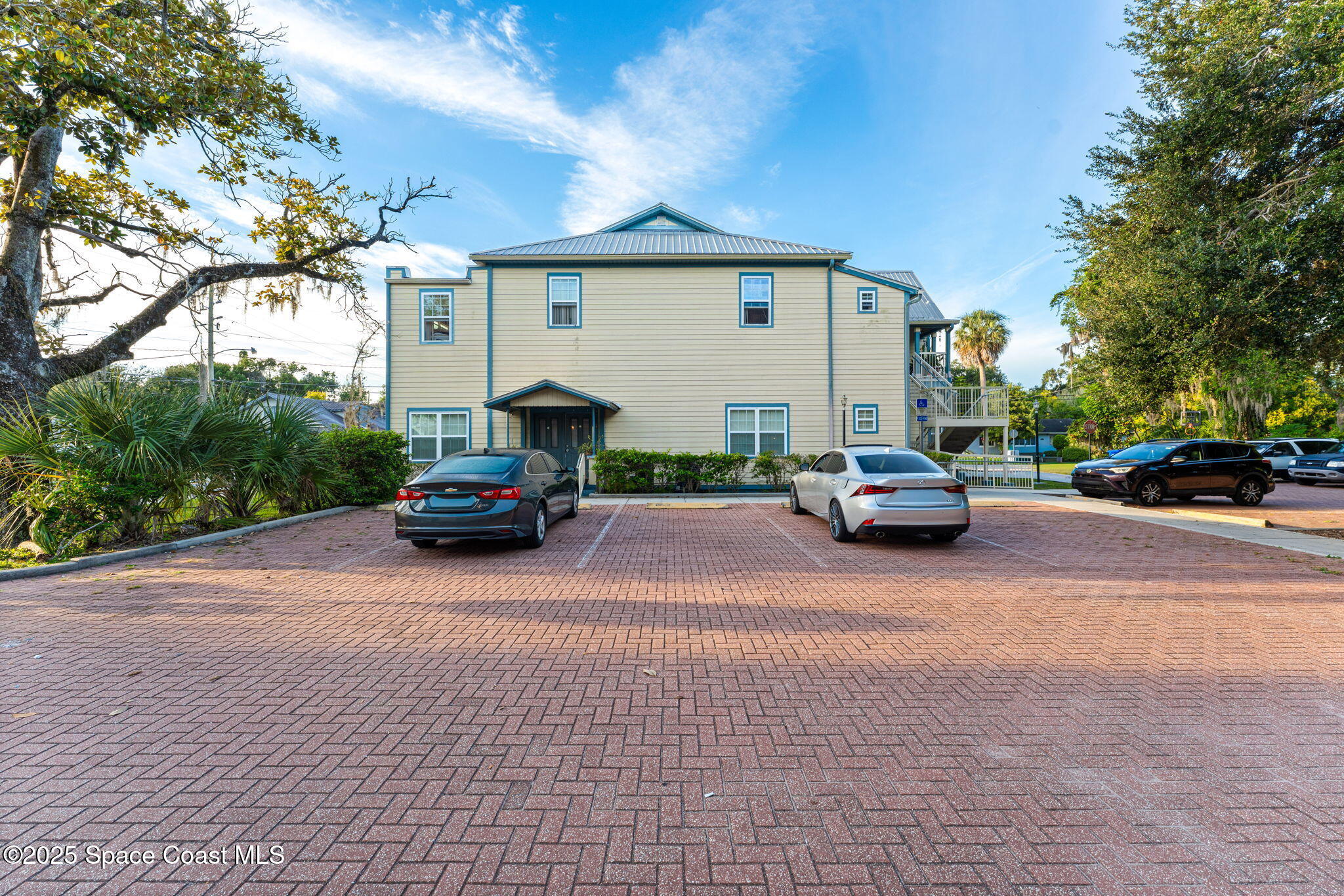22 S Clyde Avenue