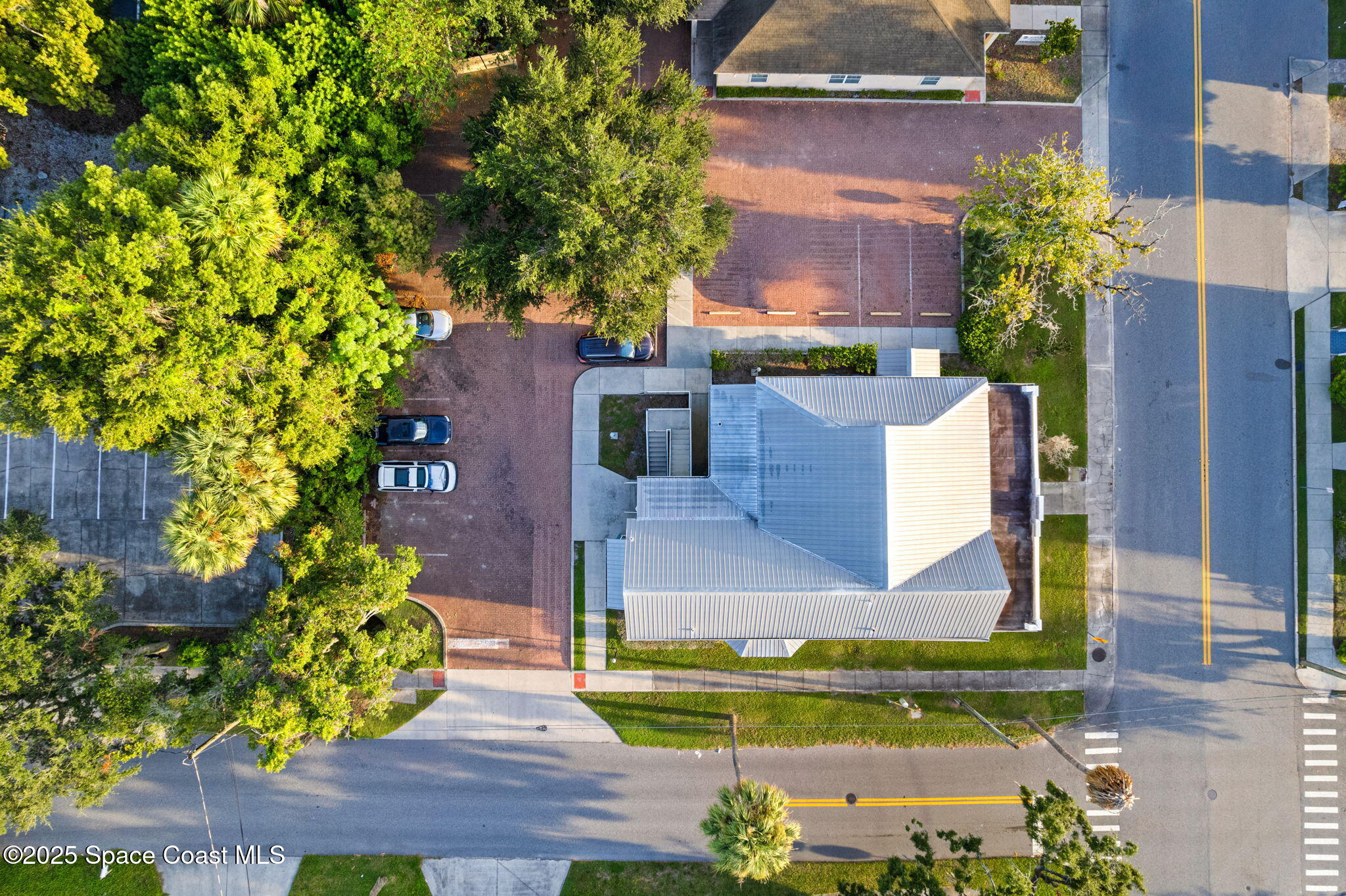 22 S Clyde Avenue