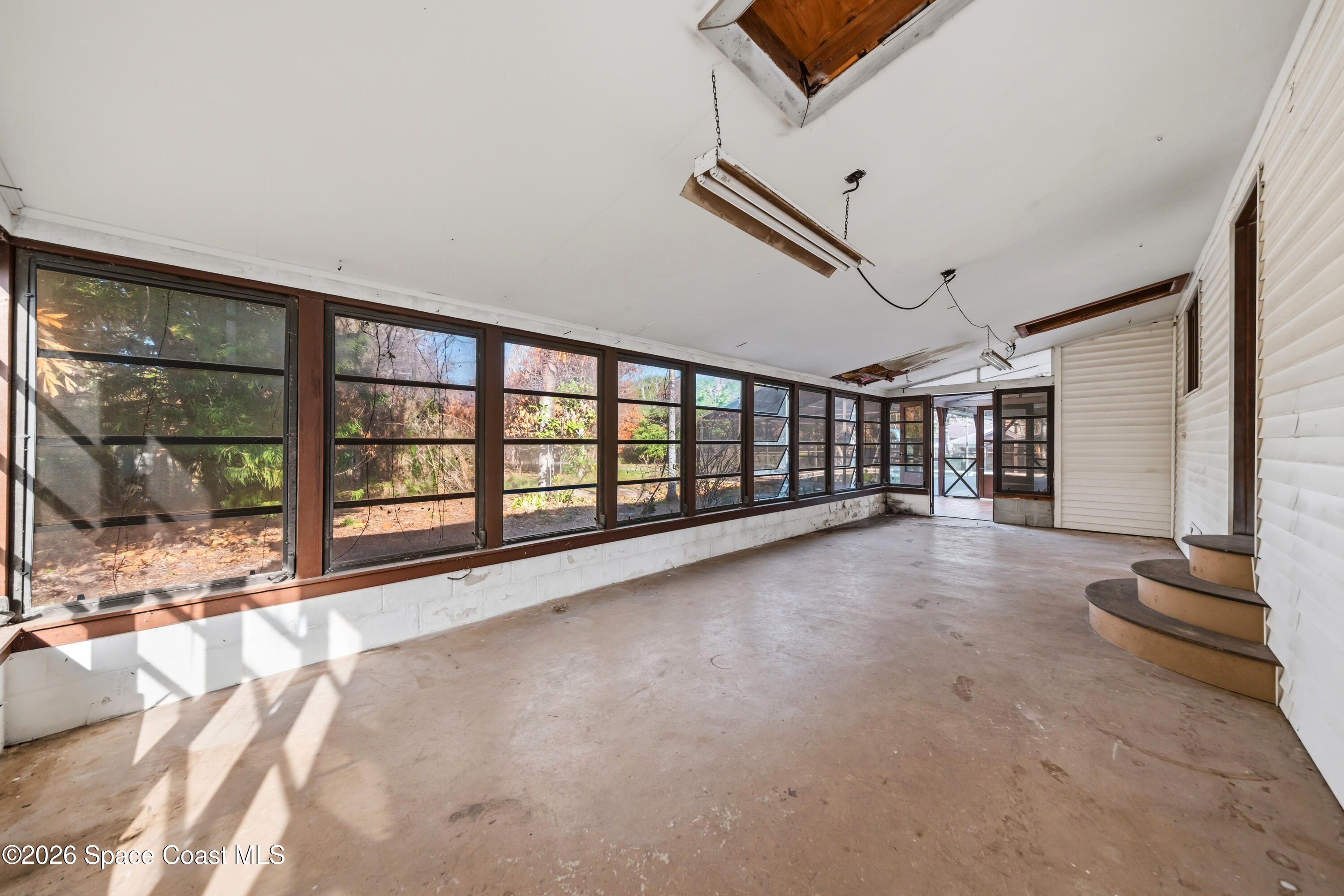 4301 Crooked Mile Road