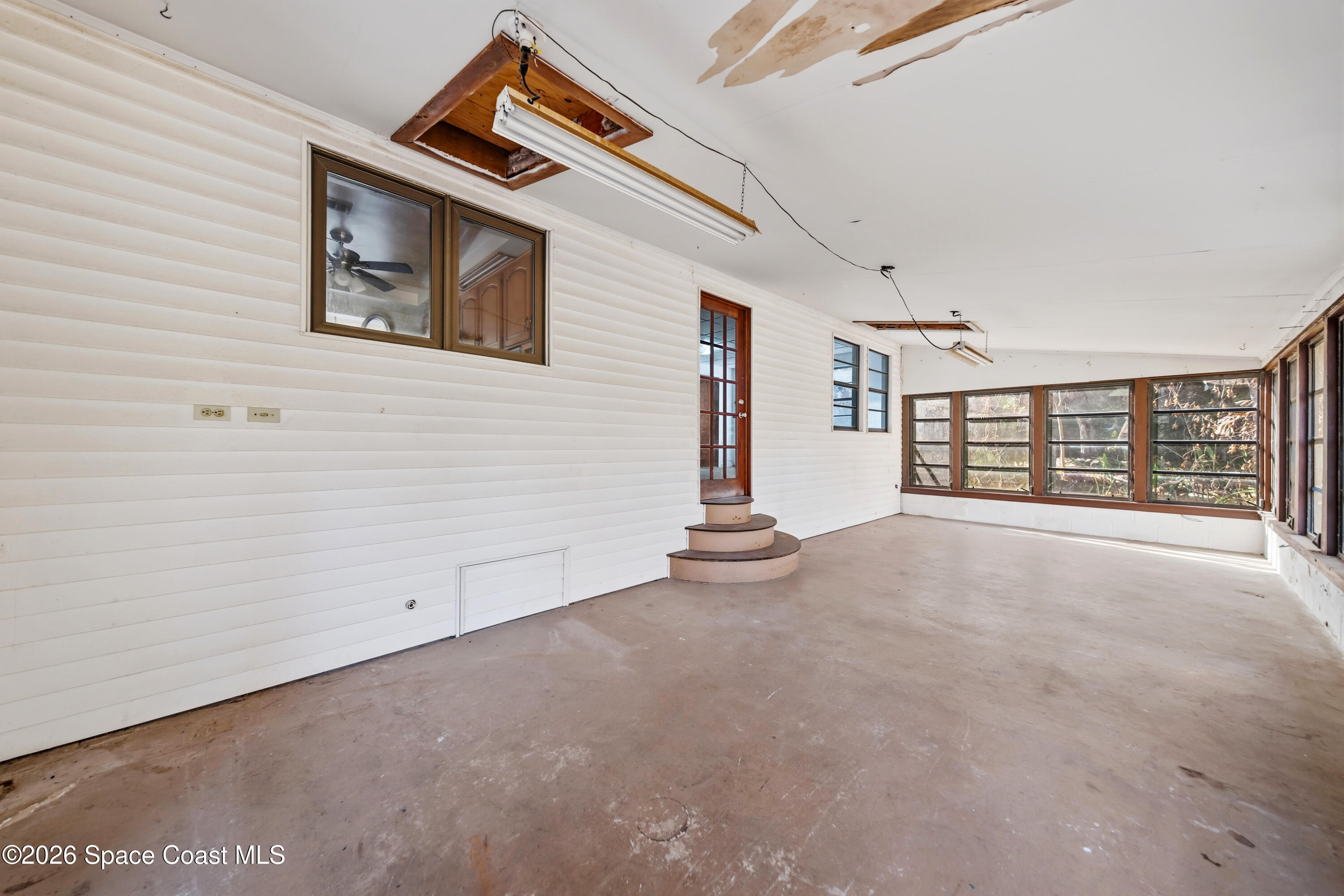 4301 Crooked Mile Road