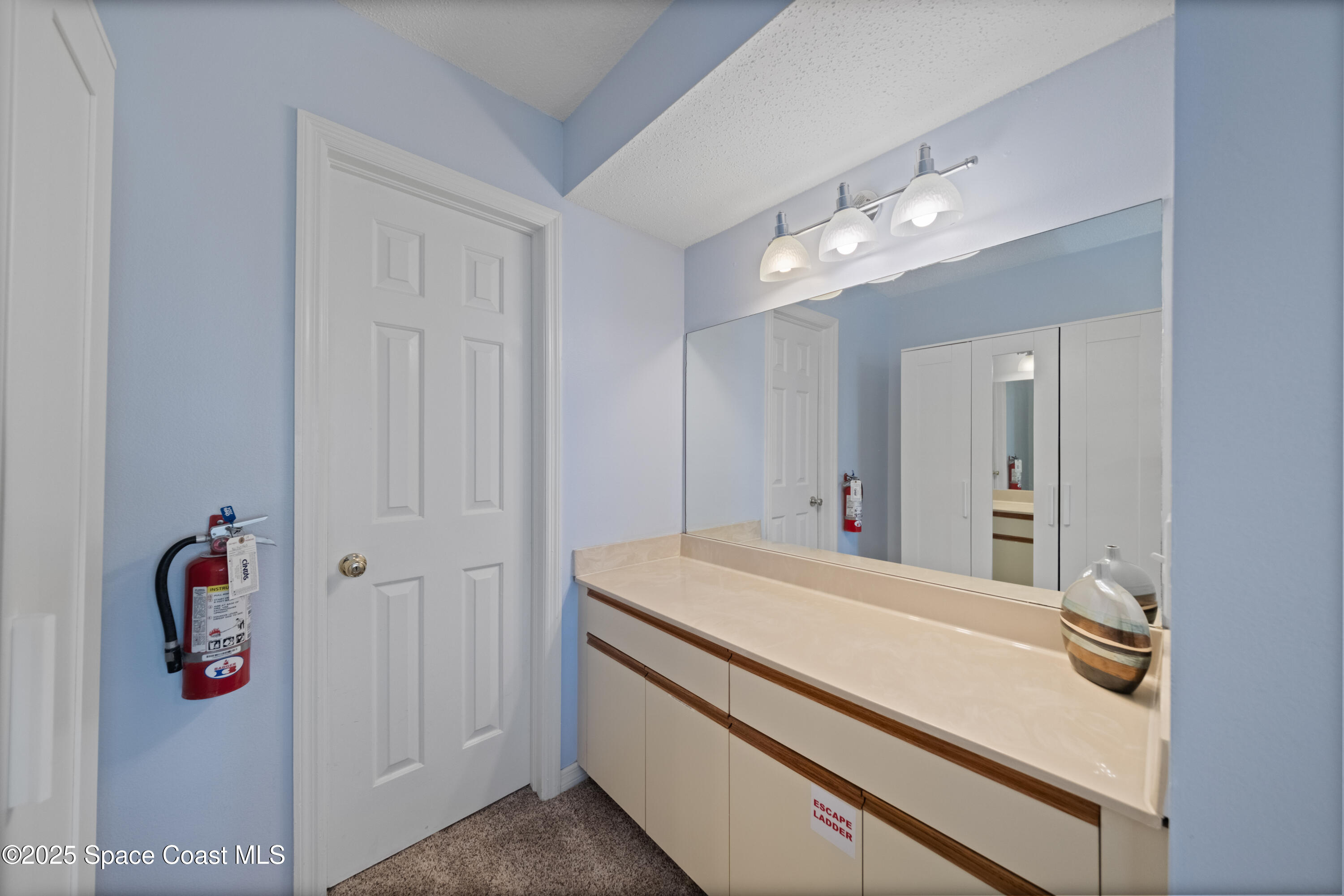 8600 Ridgewood Avenue 1308