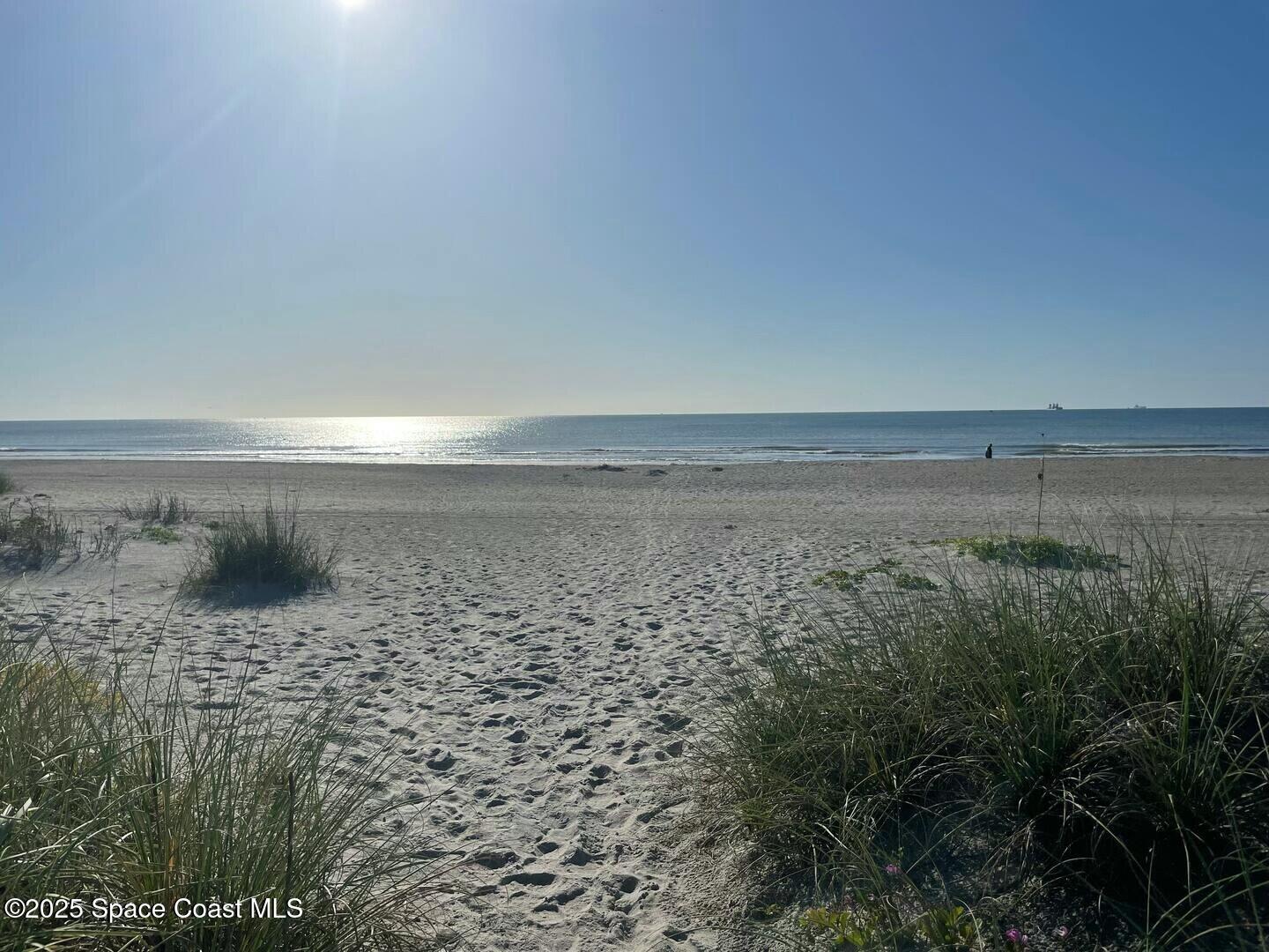 8600 Ridgewood Avenue 1308