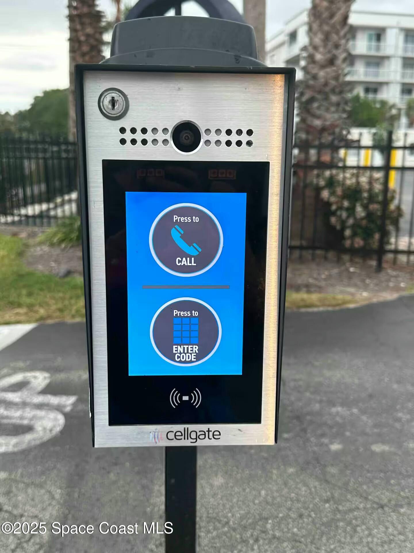 8600 Ridgewood Avenue 1308