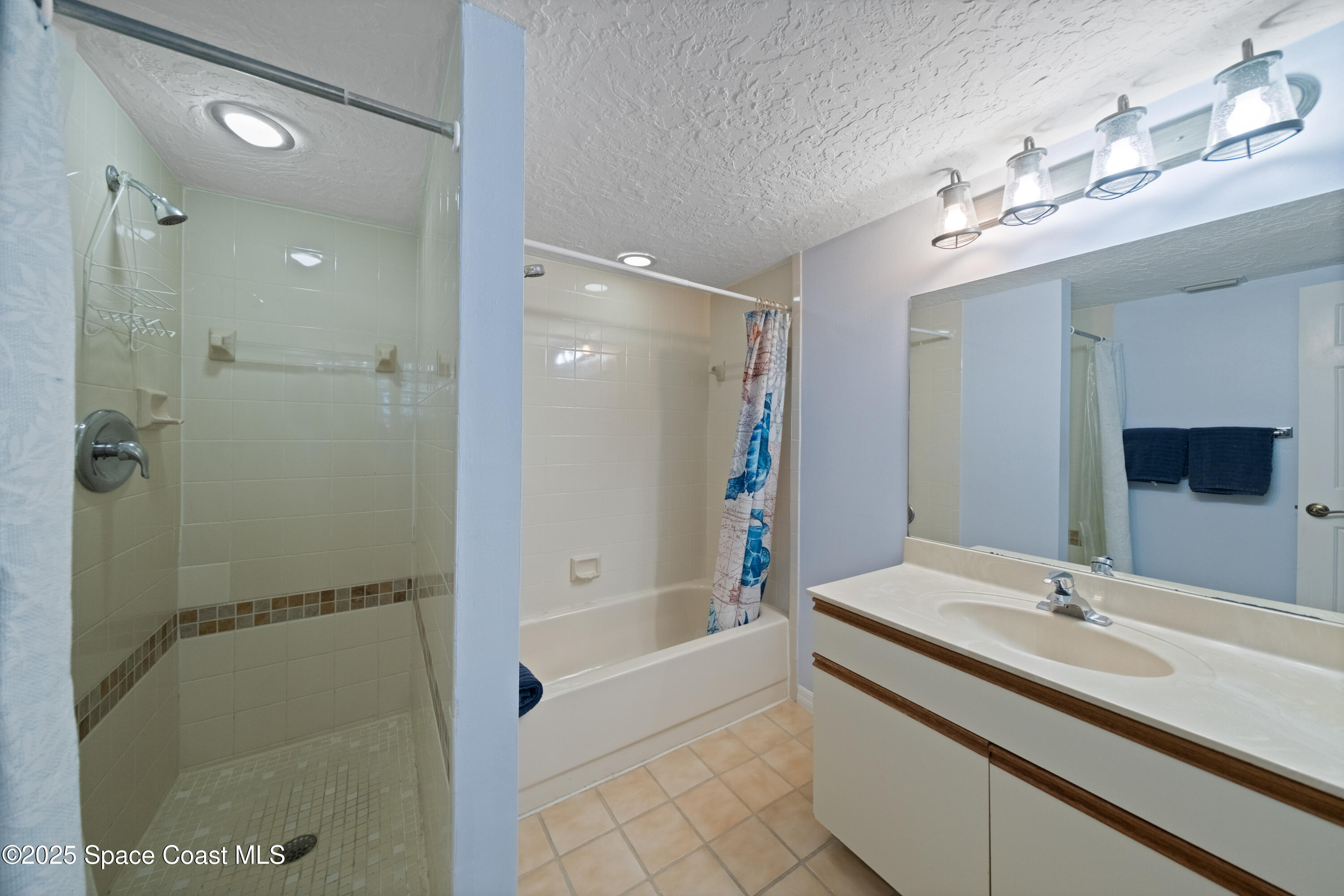 8600 Ridgewood Avenue 1308