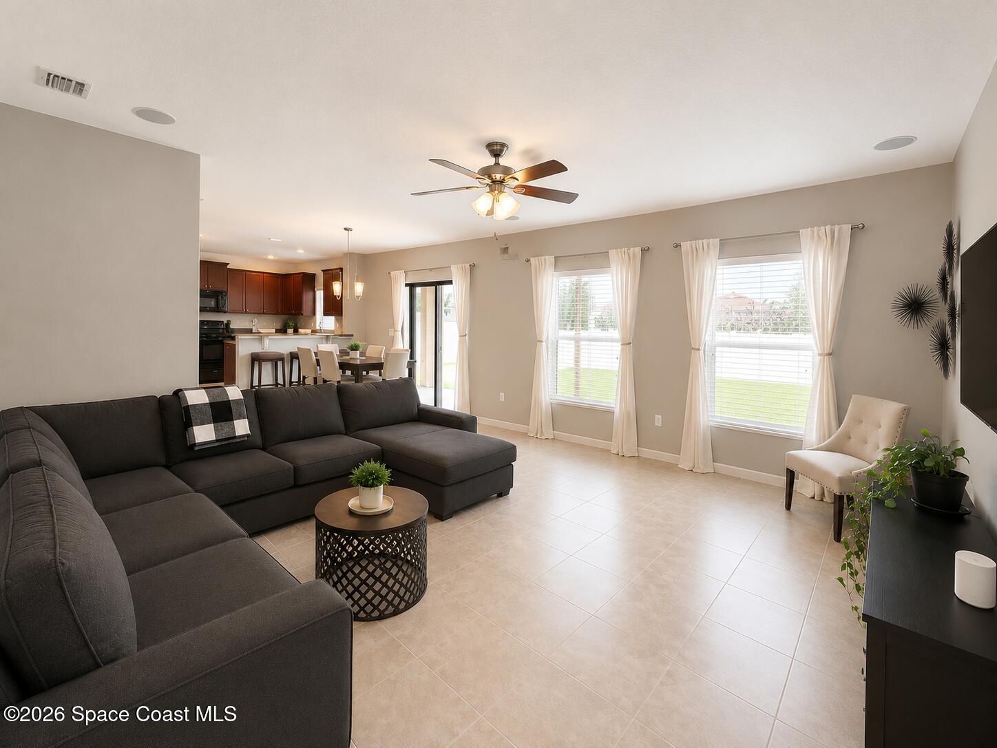790 Fiddleleaf Circle