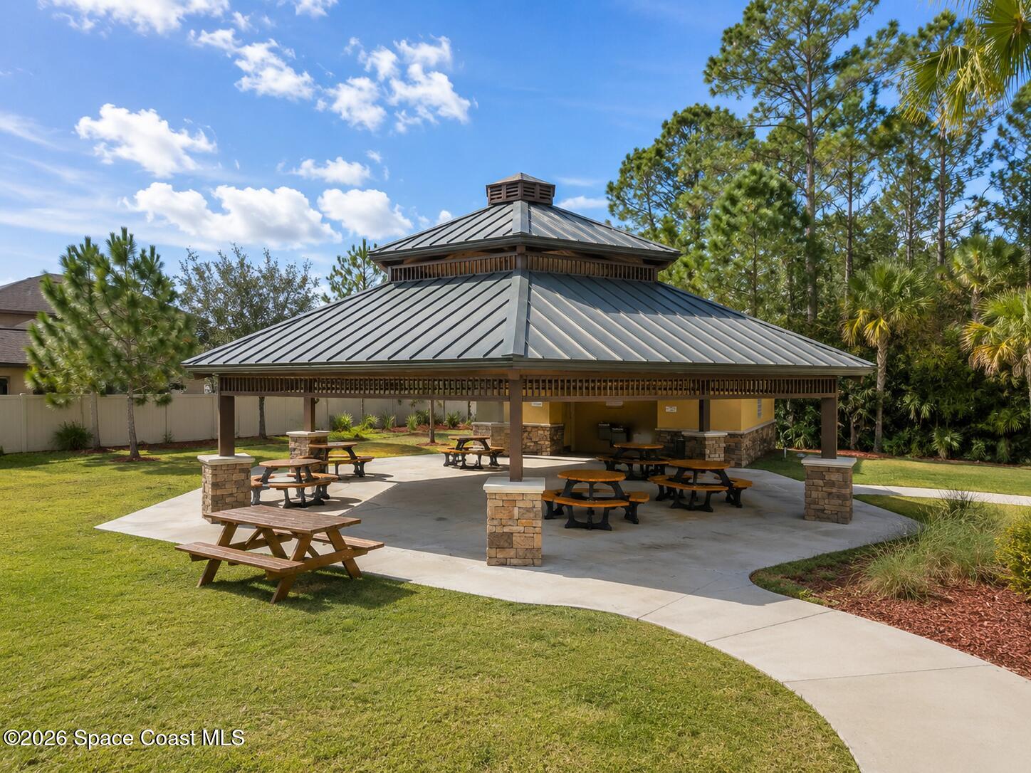 790 Fiddleleaf Circle
