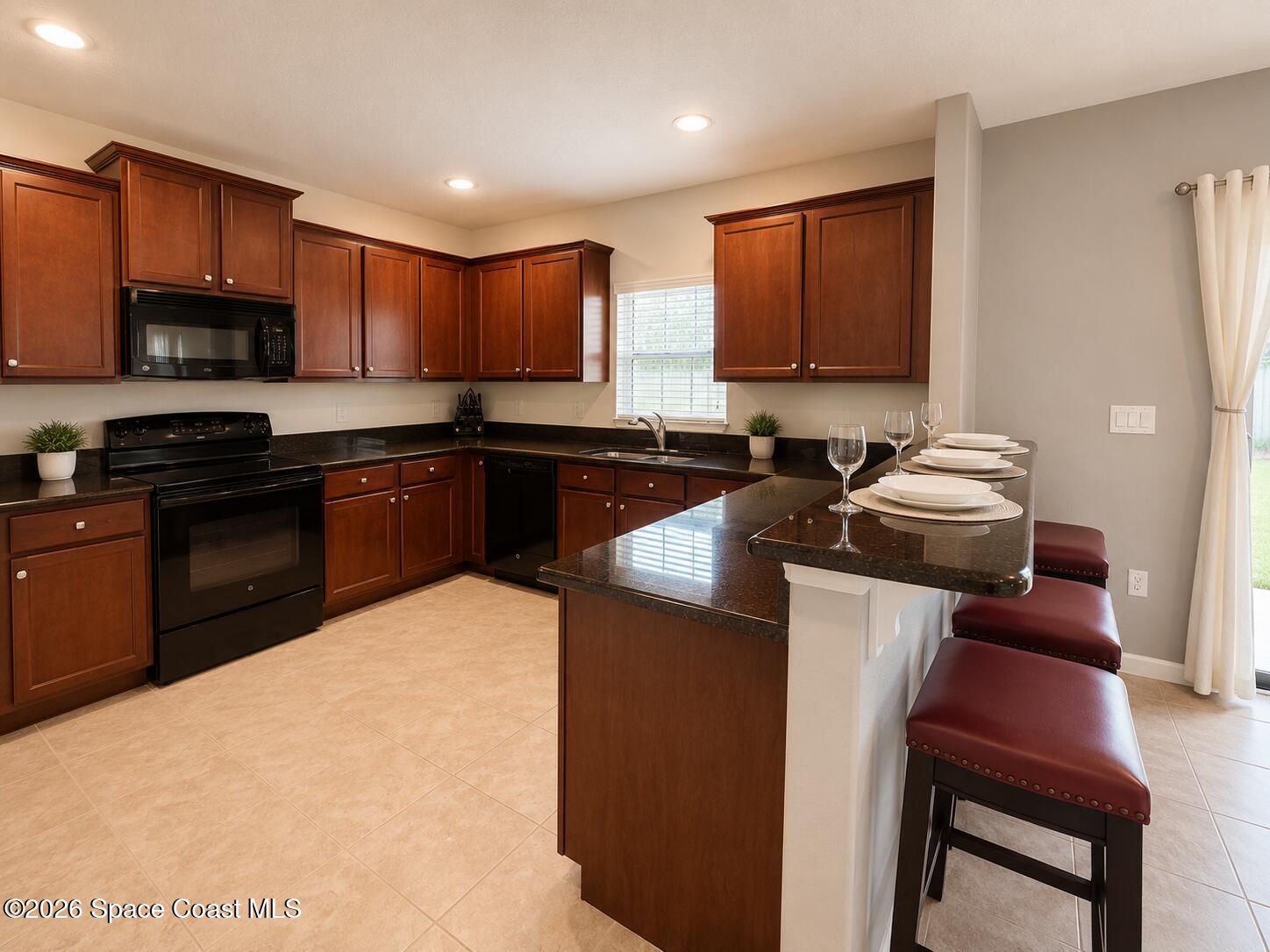 790 Fiddleleaf Circle