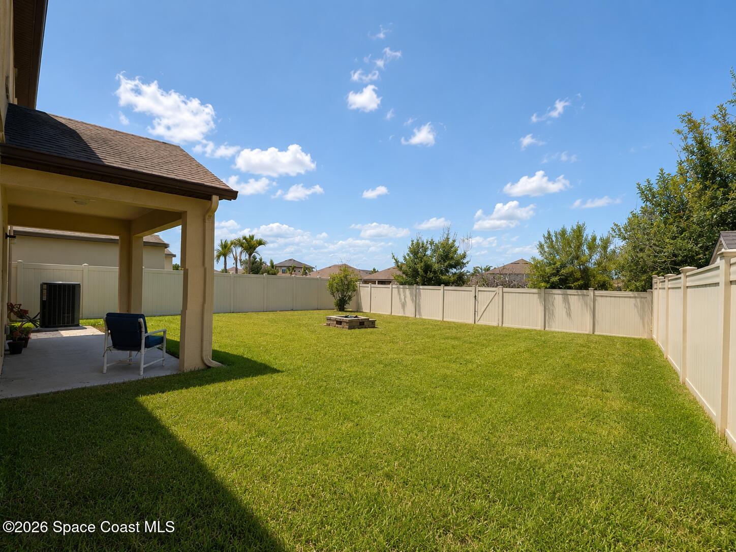 790 Fiddleleaf Circle