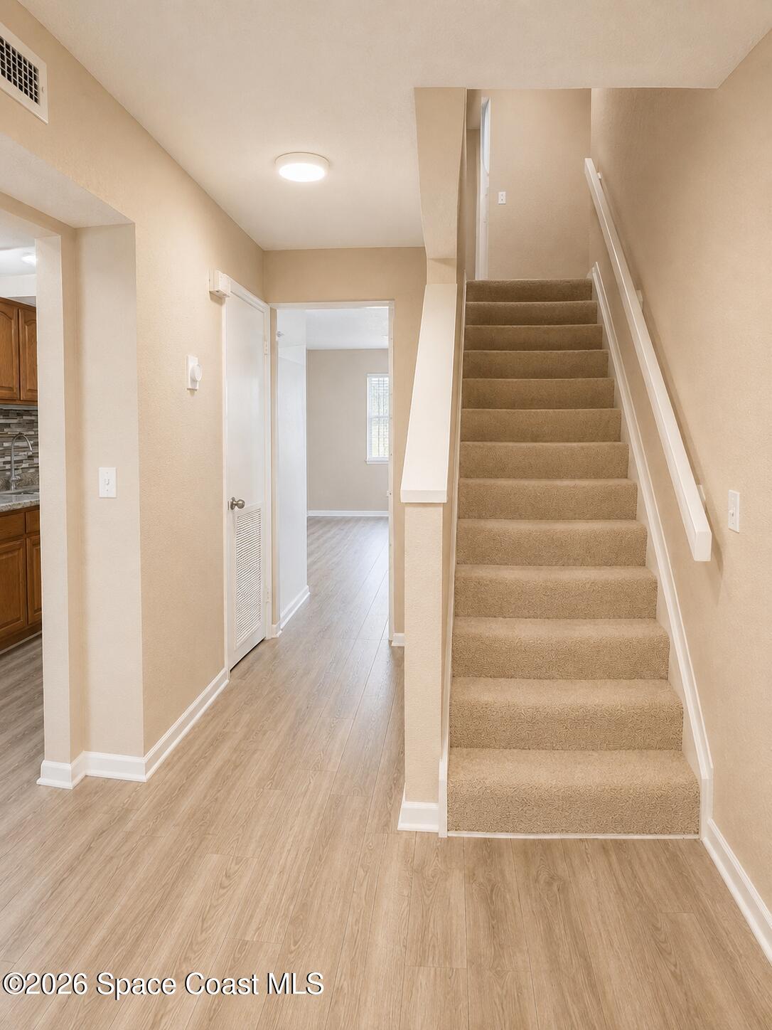 180 Paradise Boulevard 18023
