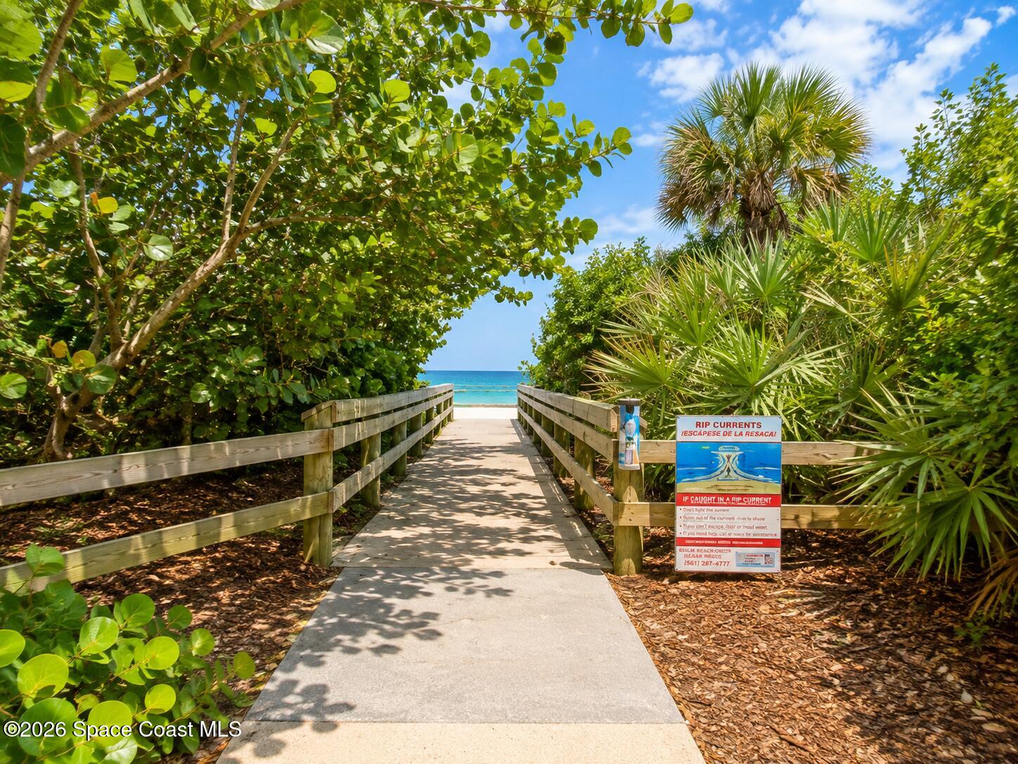 180 Paradise Boulevard 18023