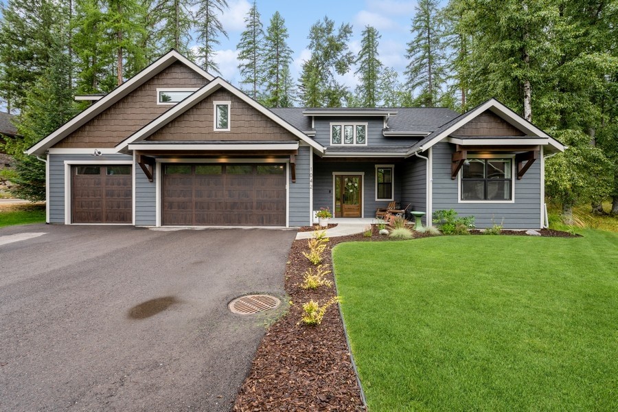 1042 Meadowlark Lane