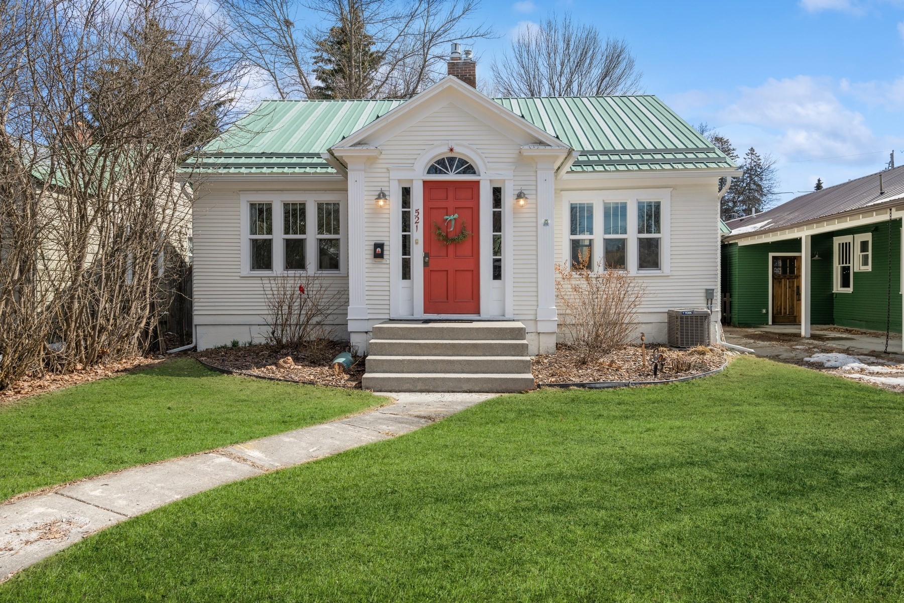 521 Columbia Avenue