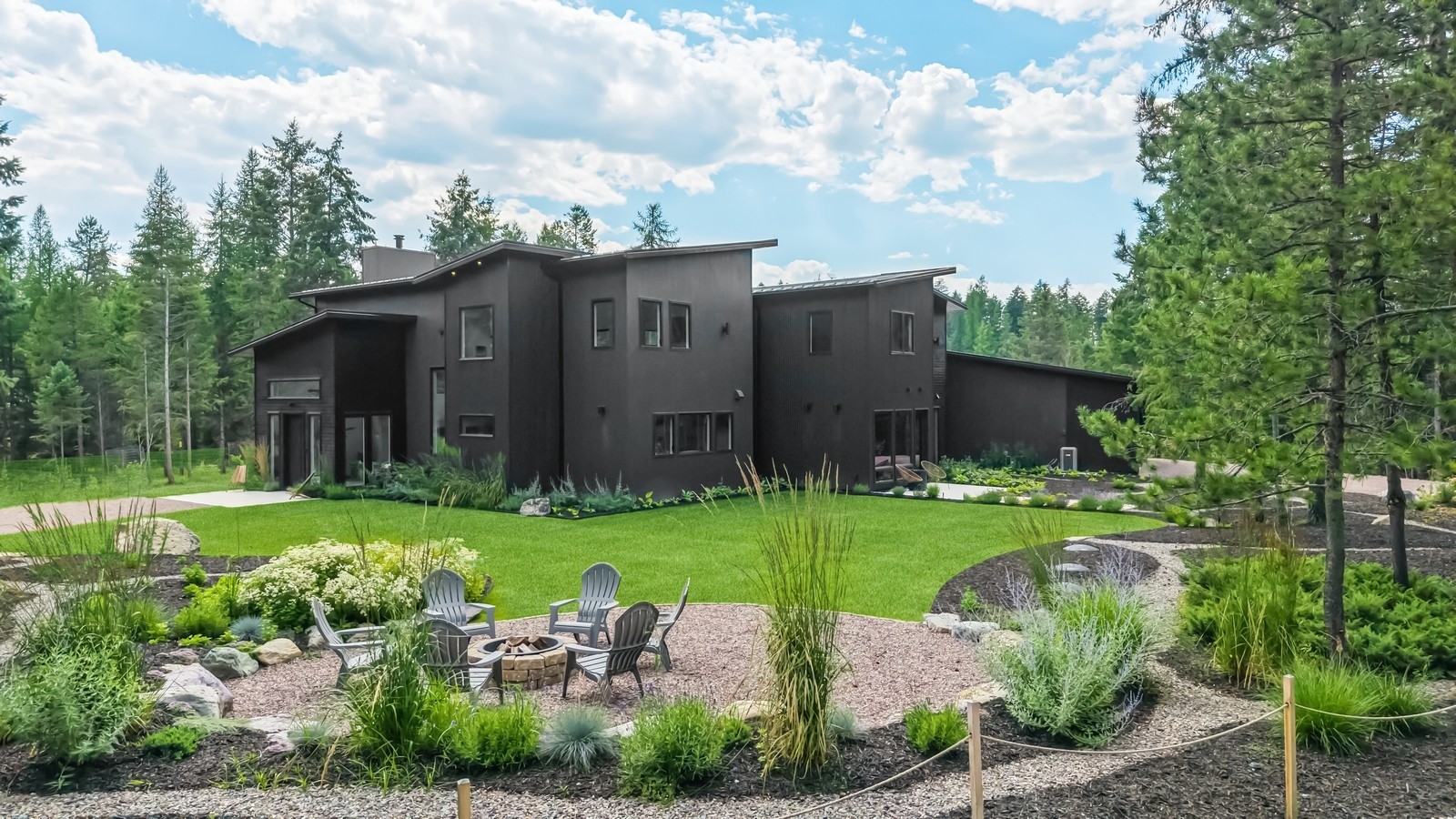 5092 Us Highway 93 S