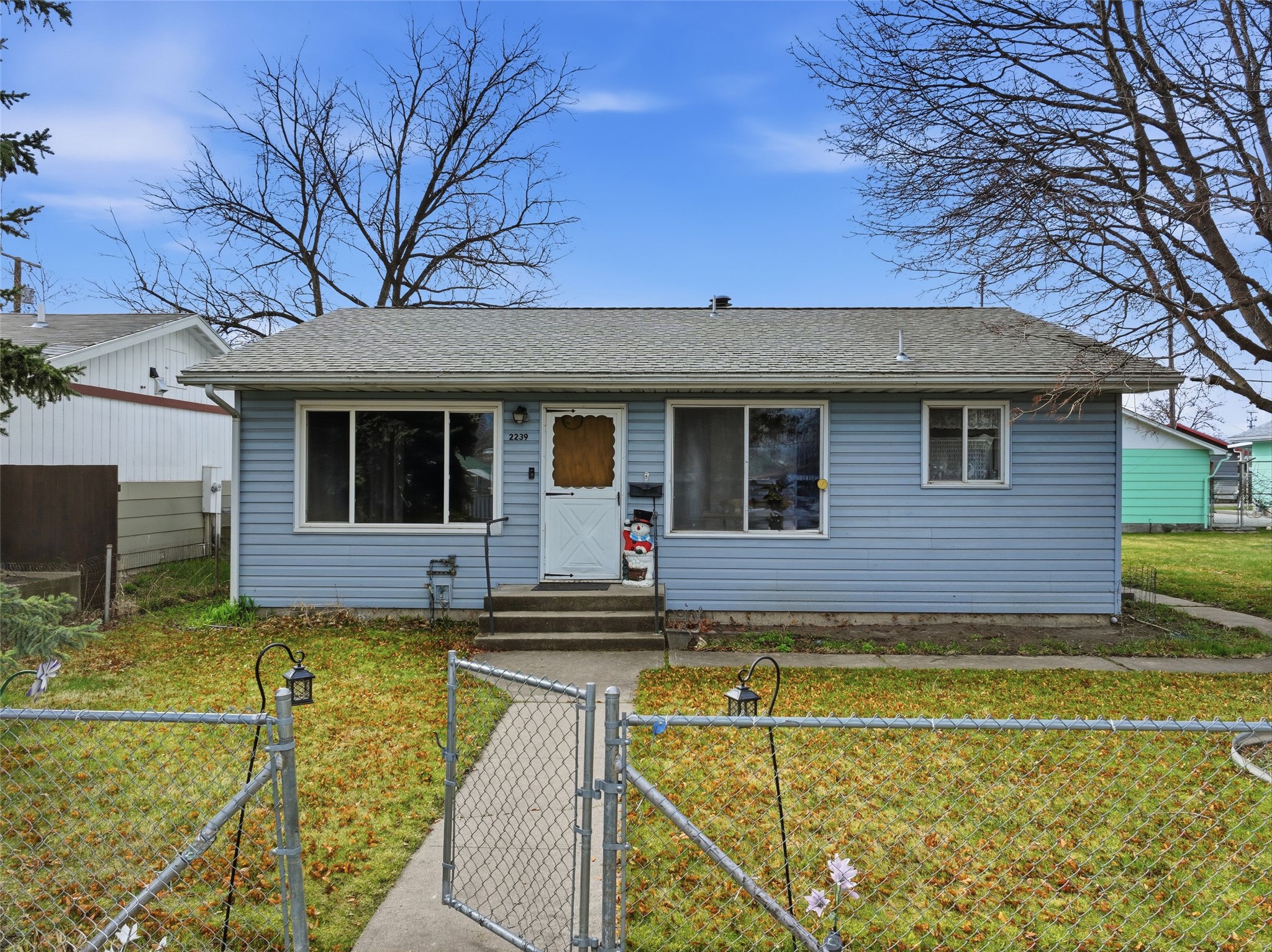 2239 W Central Avenue