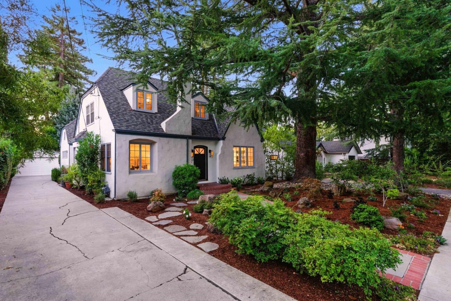253 Seale Avenue