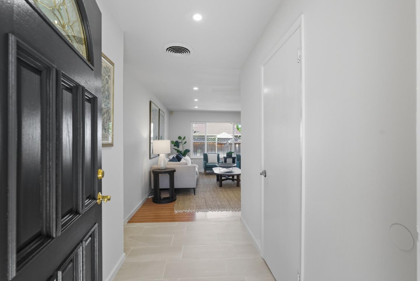5597 Glenoak Court